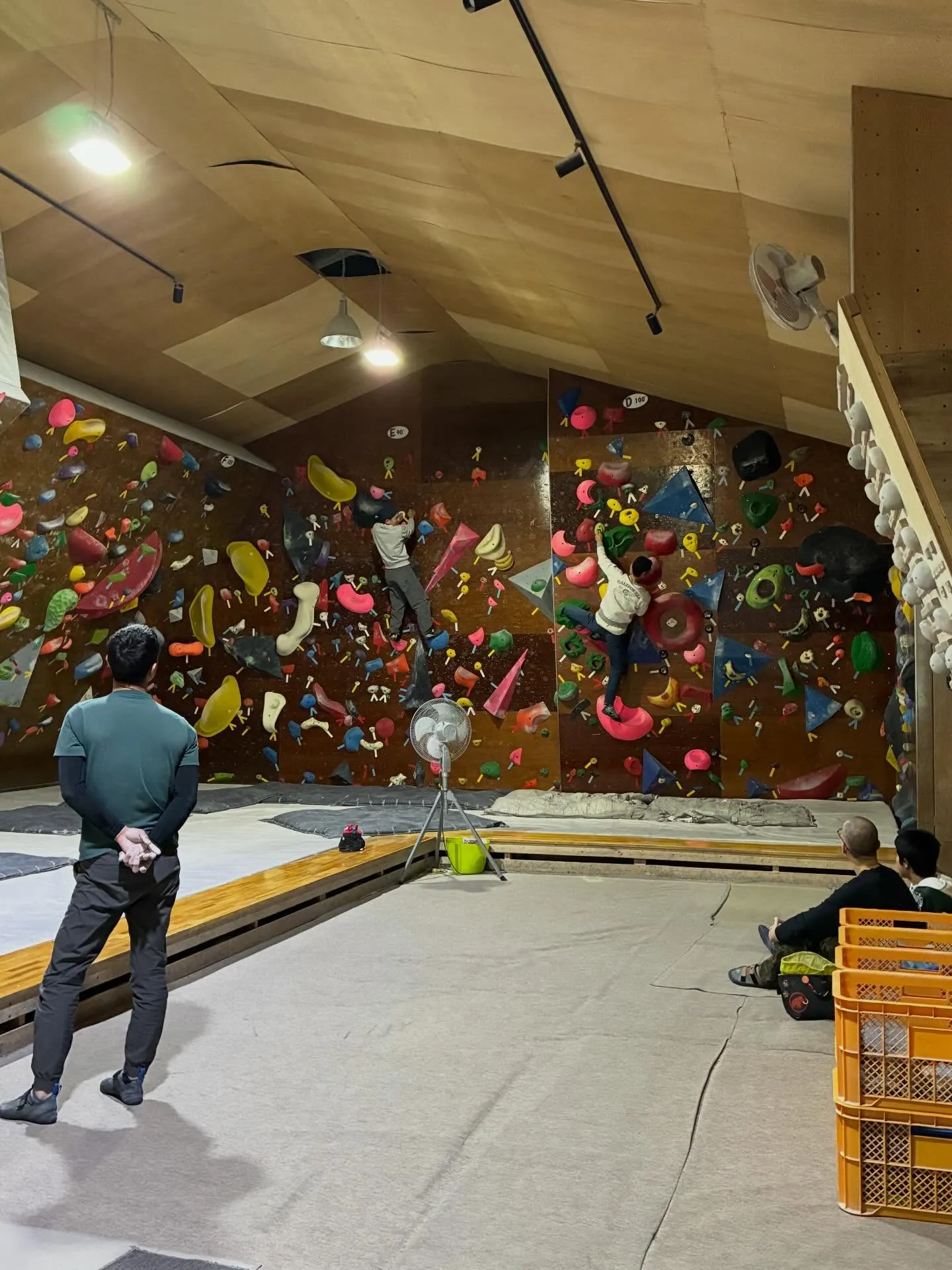 お休みに入られた方も多そうですね。